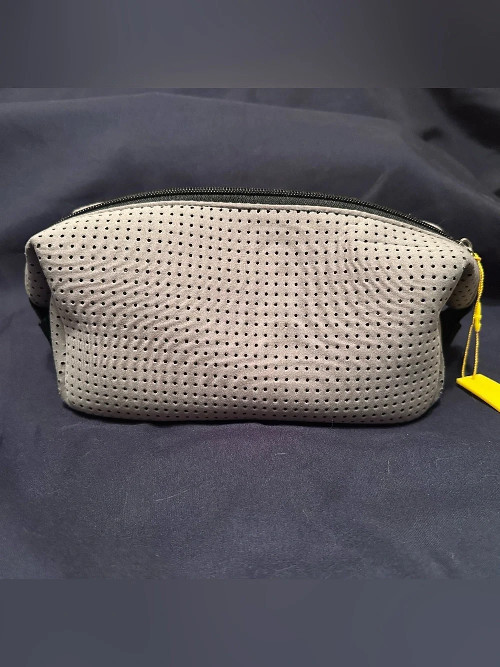 Mayamar NWT Perforated Neoprene Cosmetic Makeup Travel Pouch Bag Gray Large